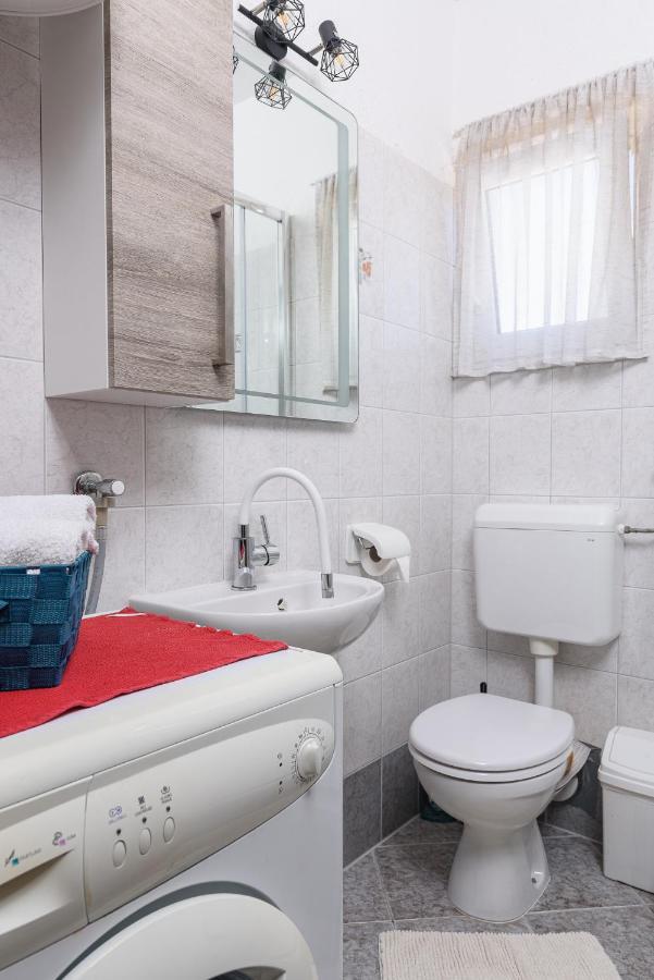 Apartmani Suki Trogir Eksteriør billede
