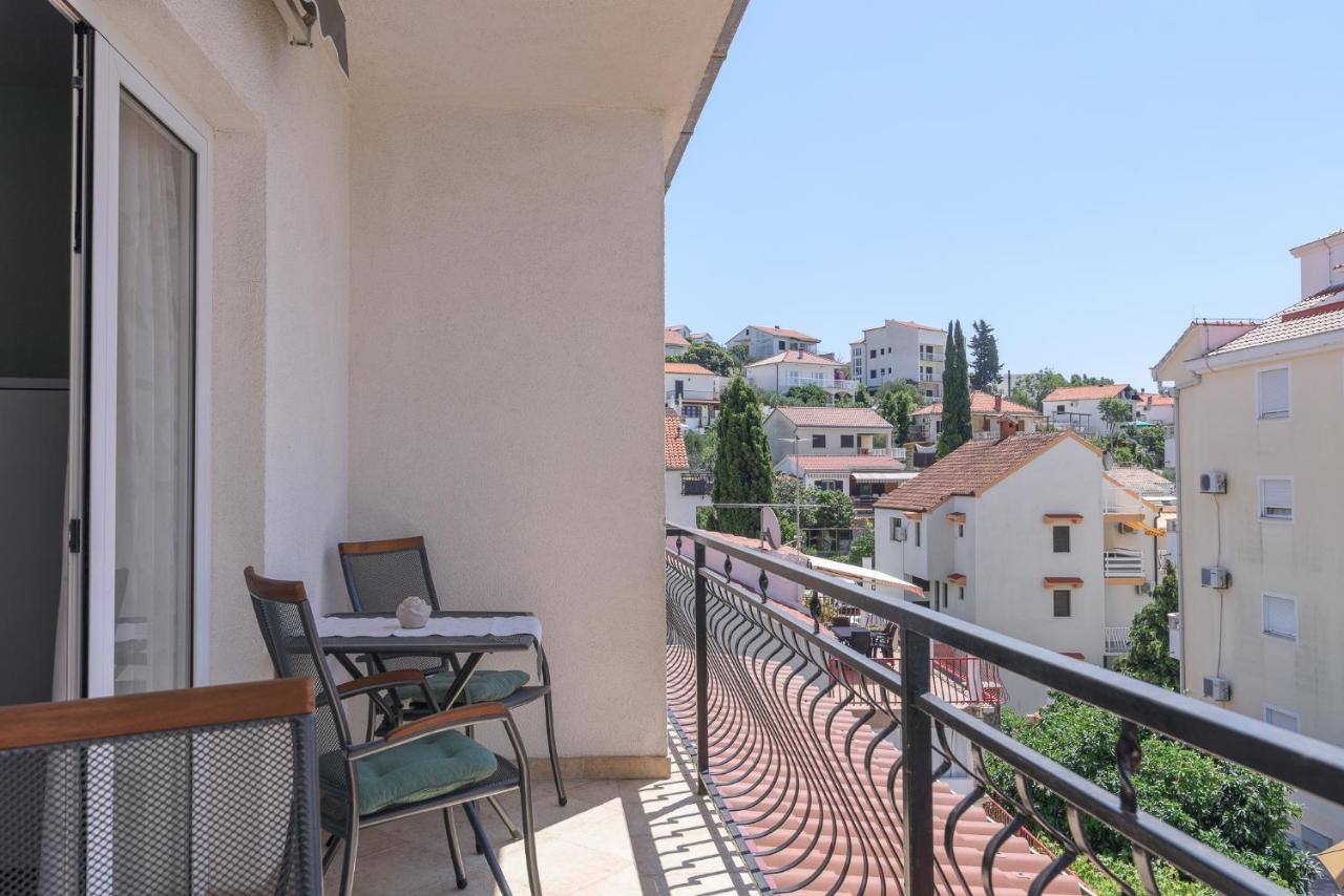 Apartmani Suki Trogir Eksteriør billede