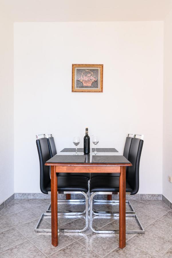 Apartmani Suki Trogir Eksteriør billede