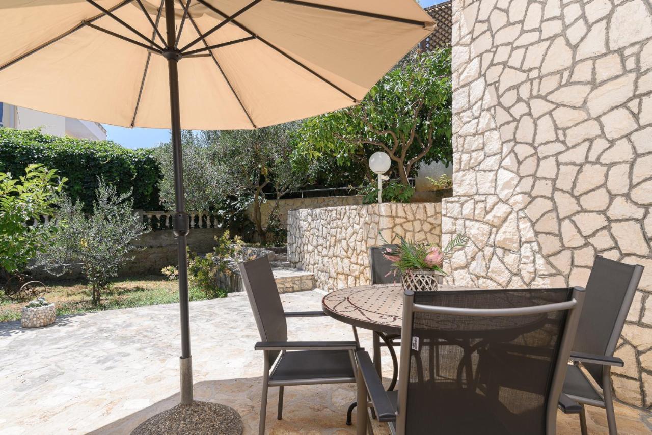 Apartmani Suki Trogir Eksteriør billede