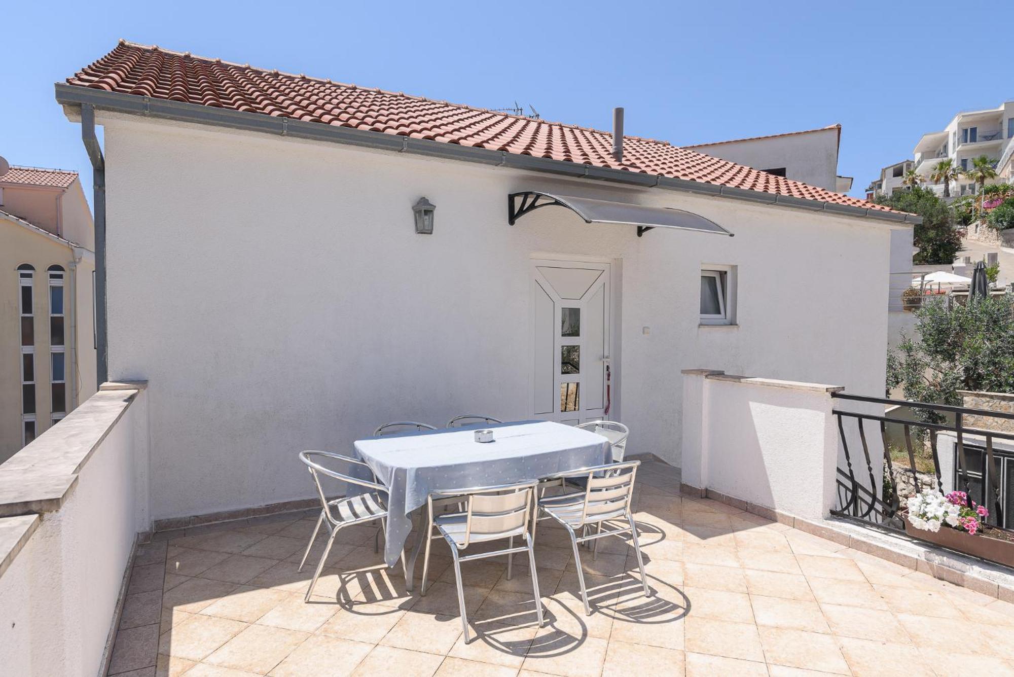 Apartmani Suki Trogir Eksteriør billede