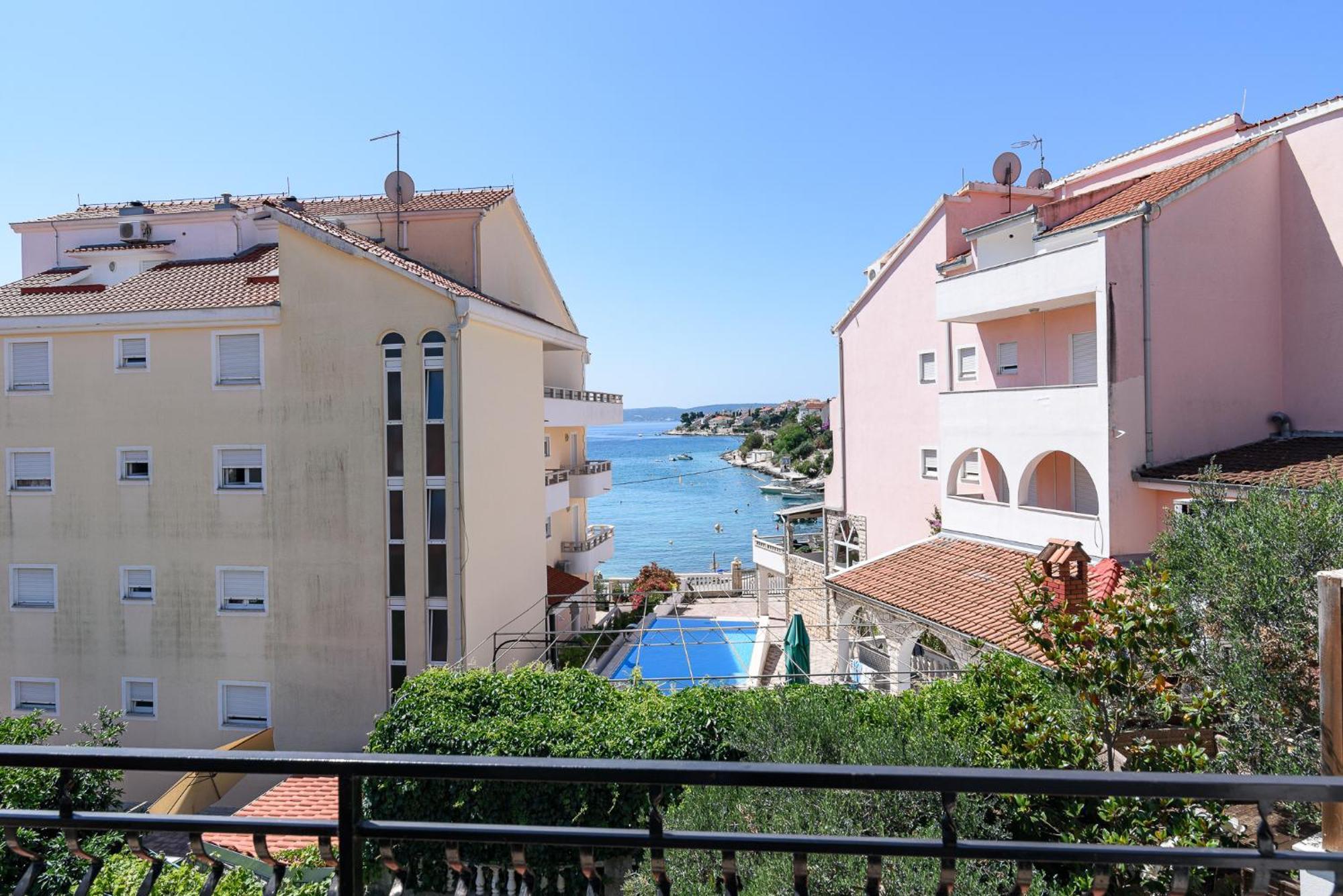 Apartmani Suki Trogir Eksteriør billede