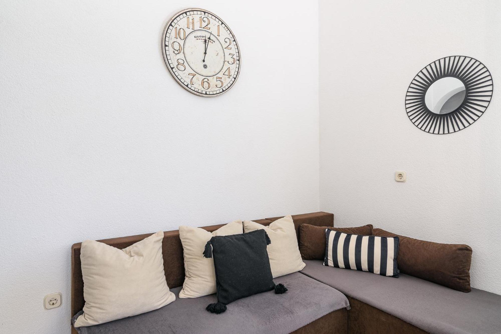 Apartmani Suki Trogir Eksteriør billede