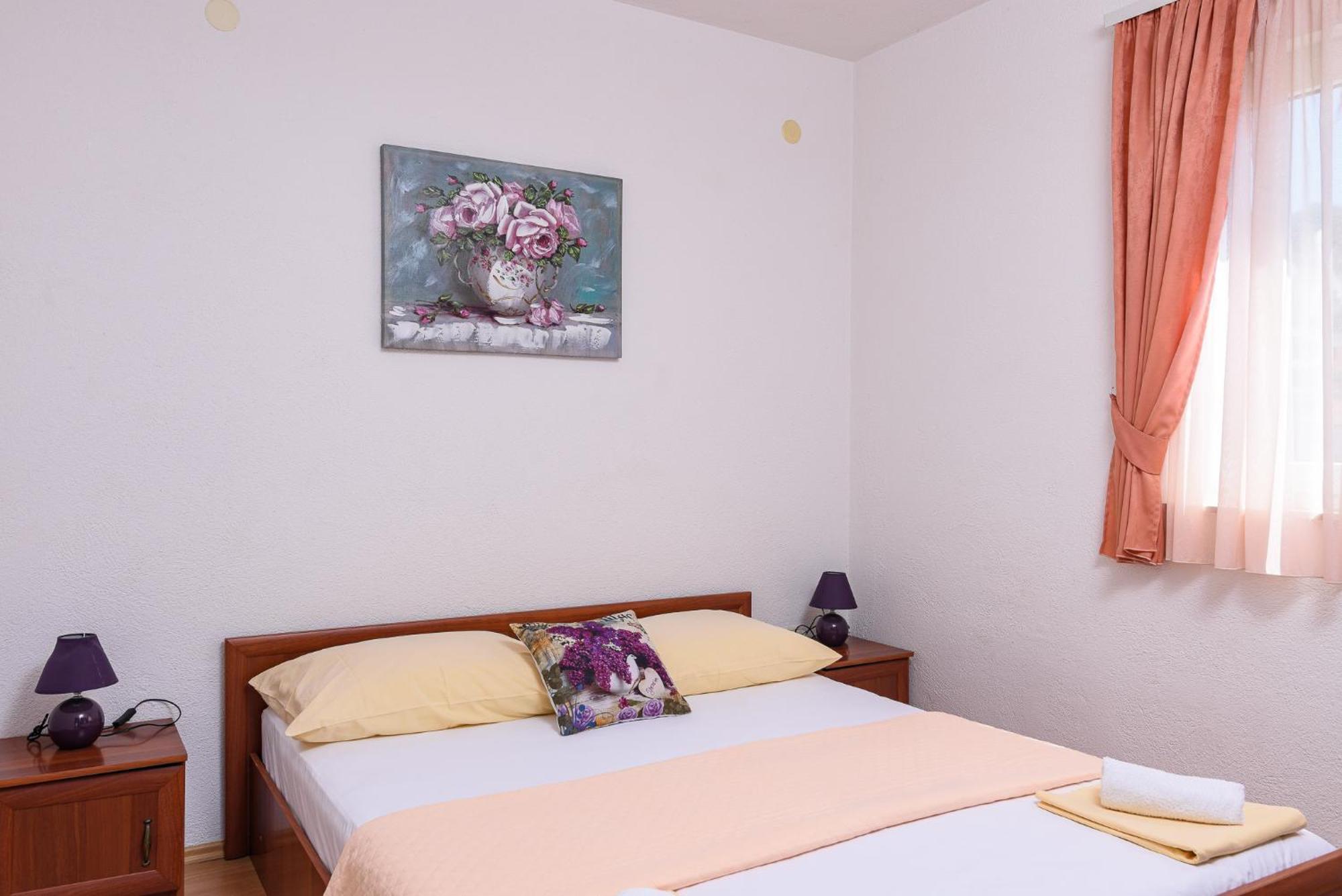 Apartmani Suki Trogir Eksteriør billede