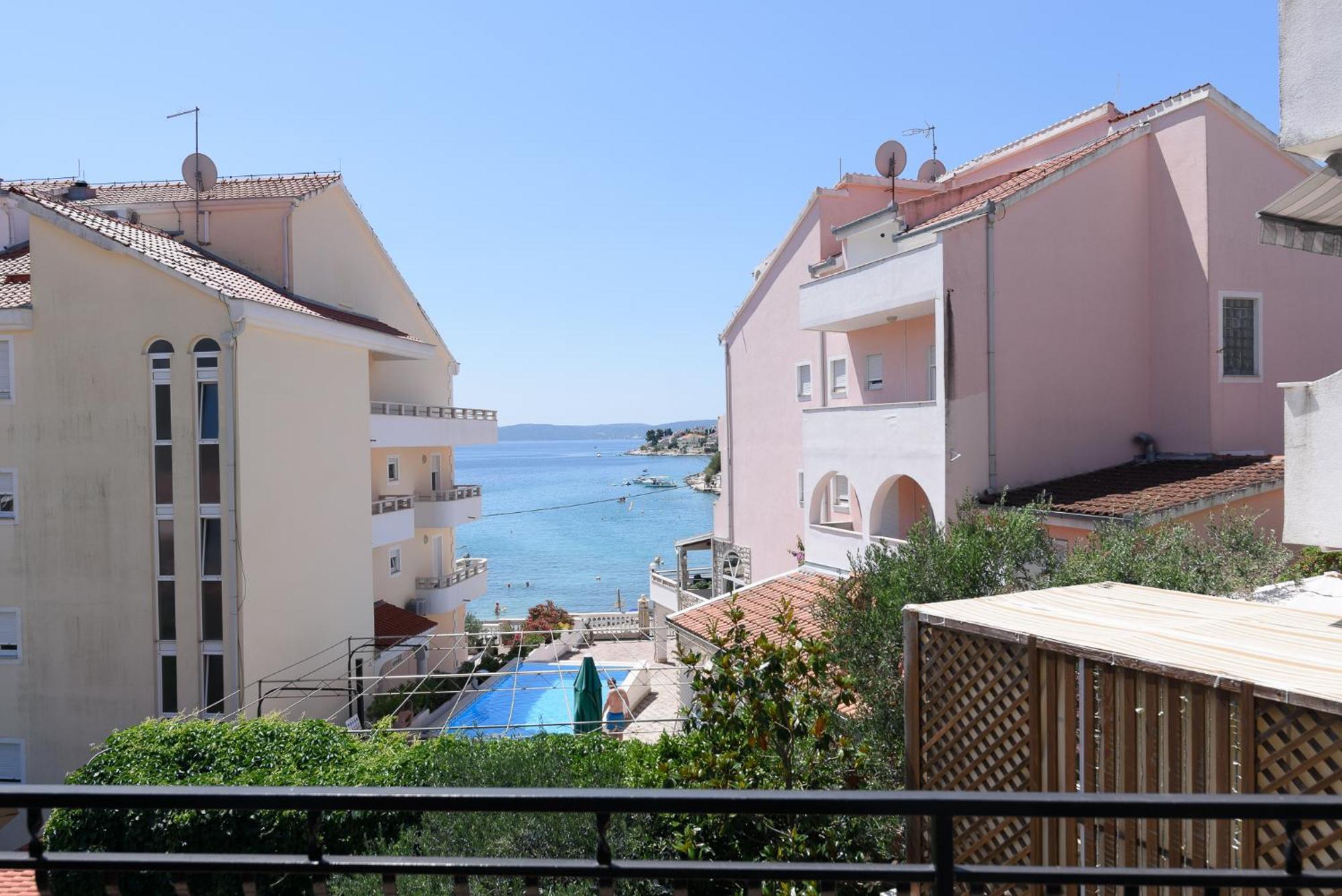 Apartmani Suki Trogir Eksteriør billede
